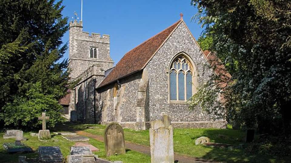 St. Giles, South Mimms Parish Church of South Mimms, seen from within the churchyard. The church tower is at the Blanche Lane end. This view is from beside the footpath that leads from Blanche Lane to St. Albans Road, behind me. The church is a nice example of a flint-knapped building. The chancel dates to the 13th century and the tower to circa 1450 (info from British History online).