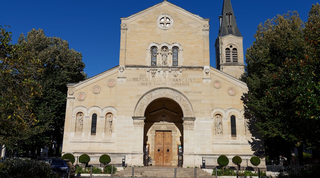 Exterior view of the Saint-Pierre Catholic Church in Charenton-le-Pont, in the French department of Val-de-Marne.