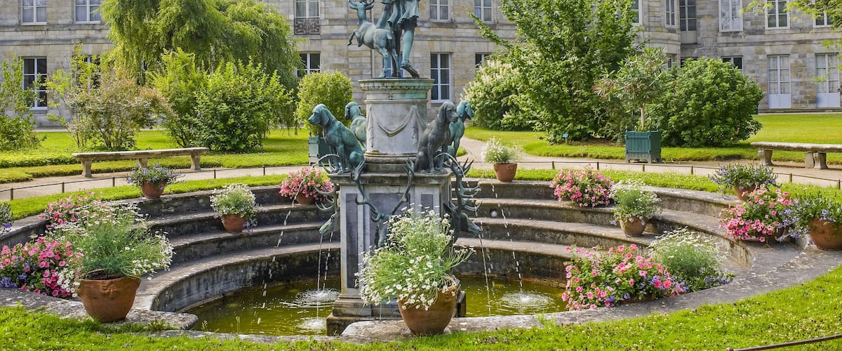Fontainebleau (Seine-et-Marne, Ile-de-France, France) - A garden of the ancient castle