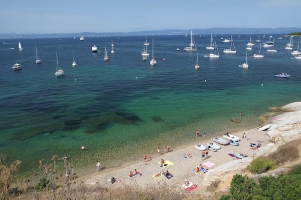 Île de Porquerolles, is an island in the Îles d'Hyères, Var, Provence-Alpes-Côte d'Azur, France