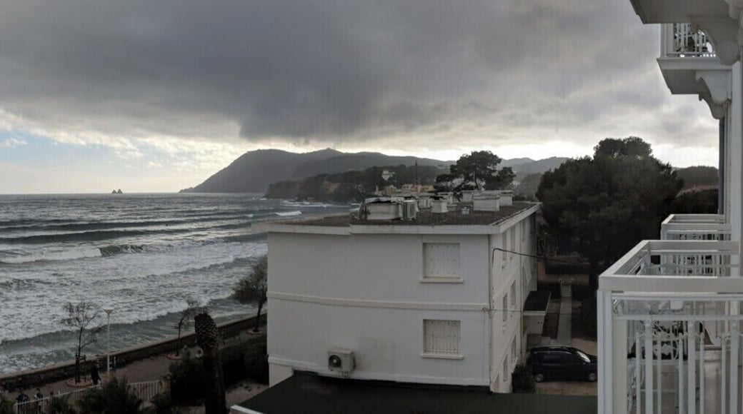 Awesome view from our hotel room. #lifeatexpedia