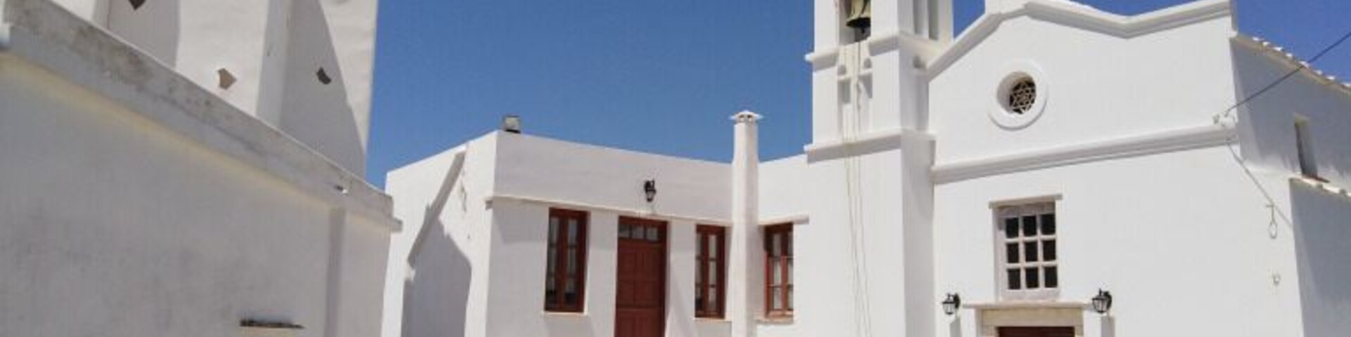 The true beauty of Tinos is hidden in its unique villages...
https://foodandtravel.blog/2019/08/21/6-villages-and-1-monastery-to-reveal-the-beauty-of-tinos/