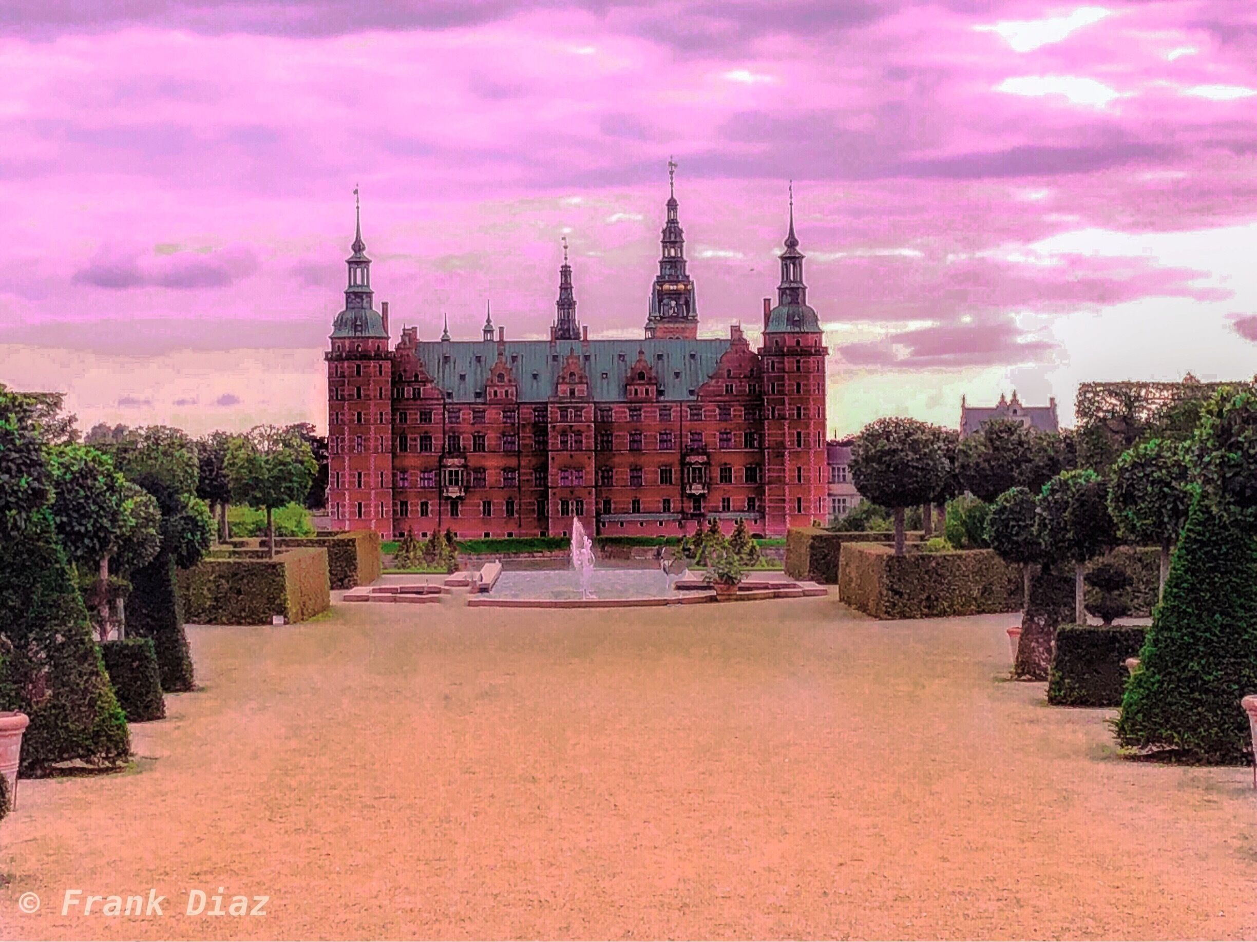 Olympus OMD 1mkii 12-40 F2.8 Pro @ 18mm, 1/250th, f8.0, iso 200