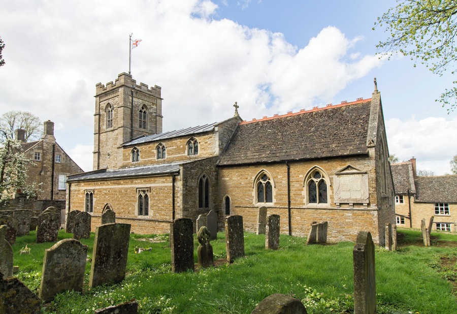 Ss Peter & Paul church, Wing