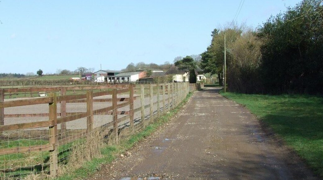 Hart' s Farm and Caravan Site, Horton Heath