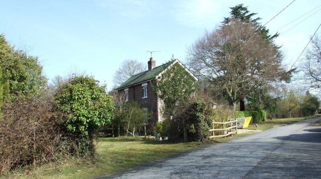 Crossing keeper's cottage, Three Legged Cross This is the old crossing keeper's cottage at Haddons Crossing, on the old West Moors to Salisbury railway.