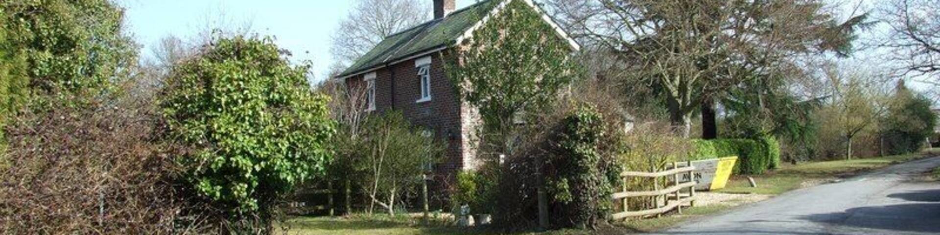 Crossing keeper's cottage, Three Legged Cross This is the old crossing keeper's cottage at Haddons Crossing, on the old West Moors to Salisbury railway.
