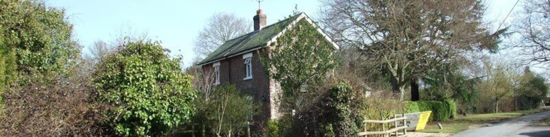 Crossing keeper's cottage, Three Legged Cross This is the old crossing keeper's cottage at Haddons Crossing, on the old West Moors to Salisbury railway.