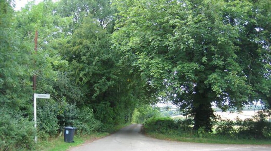 Road junction for Swerford.
