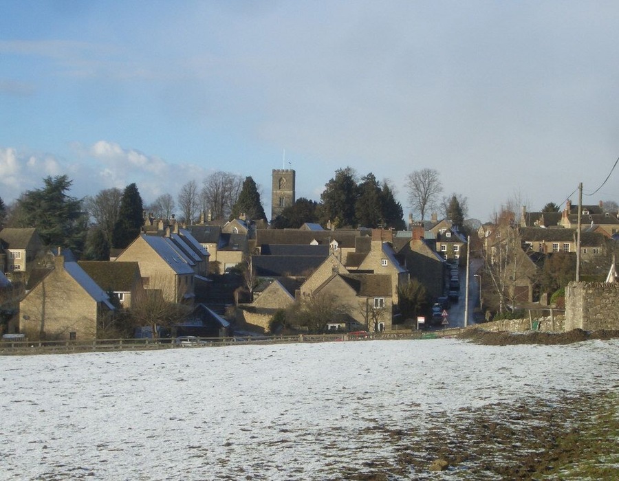 West side of Charlbury, Oxfordshire: a view of the part of town south of St Mary the Virgin parish church.