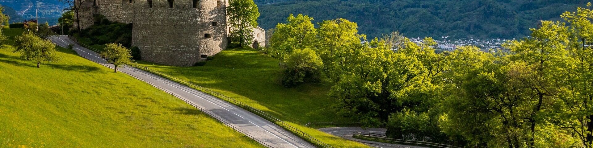 Vaduz castle guards the city of Vaduz which is spread in the wide valley of Rhine, between two alpine ranges. Vaduz is the capital and ruling duke's family lives in the castle, so it is not open for public. Grounds around the castle were basic for princedom establishing in 14th centry and nowadays, this country is considered as one of the richest in Europe, but the reason could be lack of some problems that bigger states have to solve.
#castle #landscape #mountains #vaduz
#lichtenstein
#amazingplaces
#alps