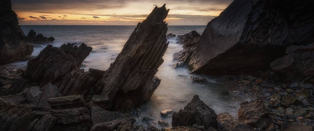 This is from one place near Abano Beach, Portugal, taken at the Sunset, this is like a "Secret" spot I love the rocks, remind me of the Jurassic time, the time from Dinosaurs, I love the place, I tried to recreate the Jurassic era.
Visit Portugal this is one magic Country!!!!