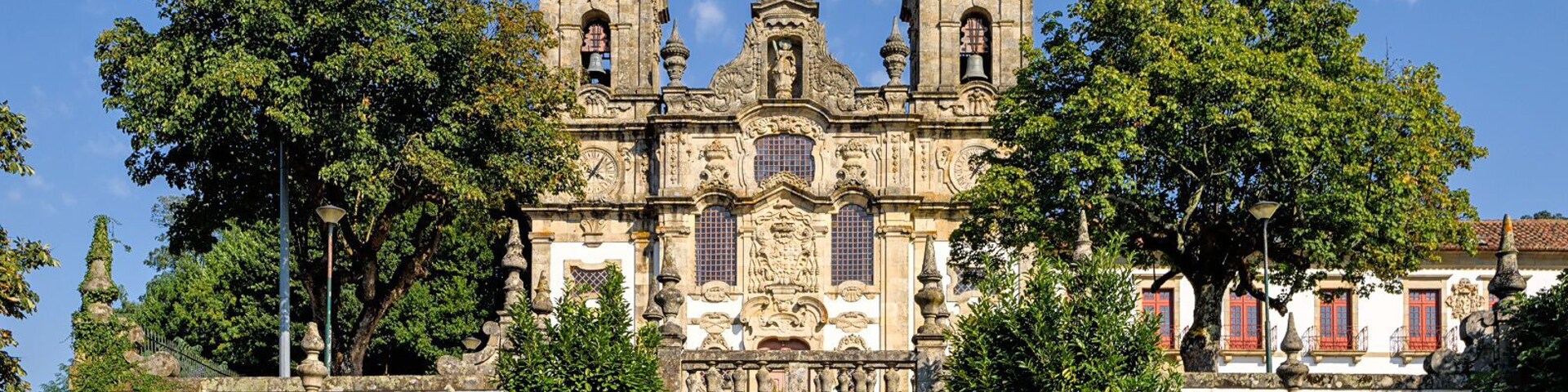 A very atmospheric place, not at all a tourist, an attempt to plunge into another time.