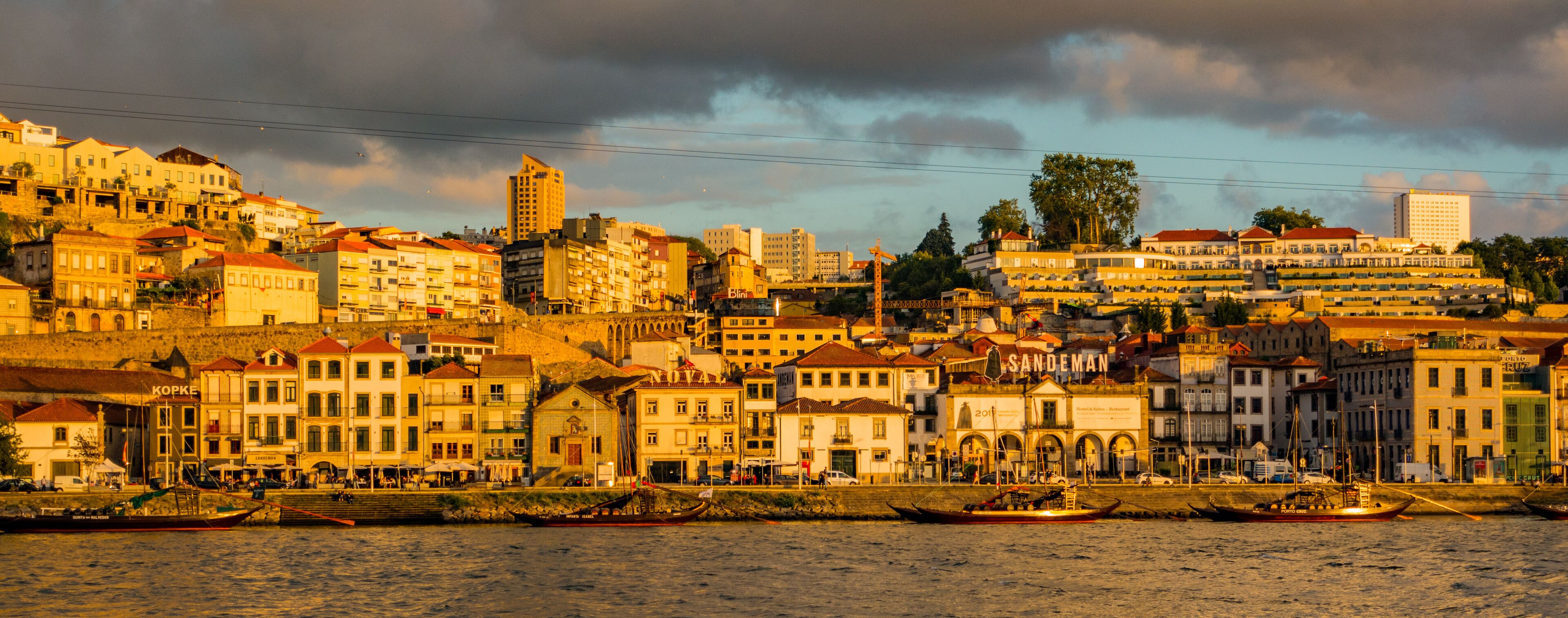 Vila Nova de Gaia skyline at sundown