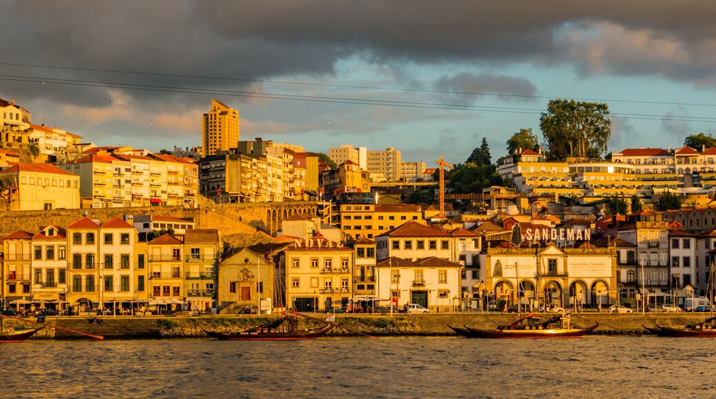 Vila Nova de Gaia skyline at sundown