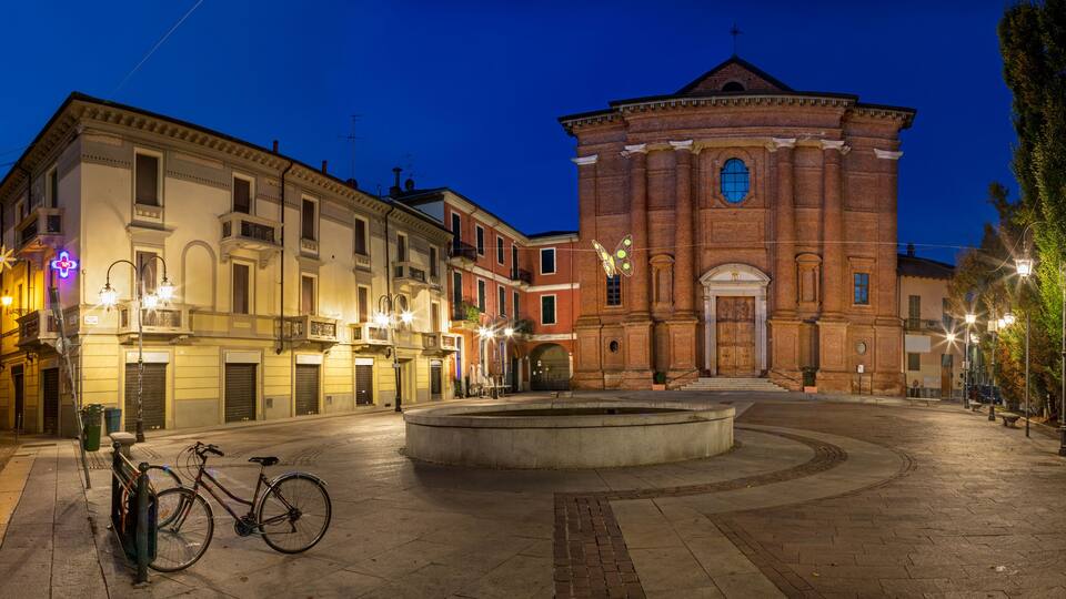 Alessandria - The church Chiesa di Santo Stefano at dusk.