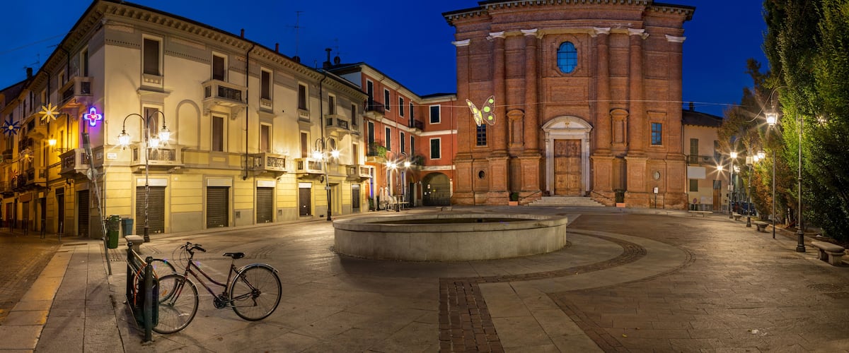 Alessandria - The church Chiesa di Santo Stefano at dusk.