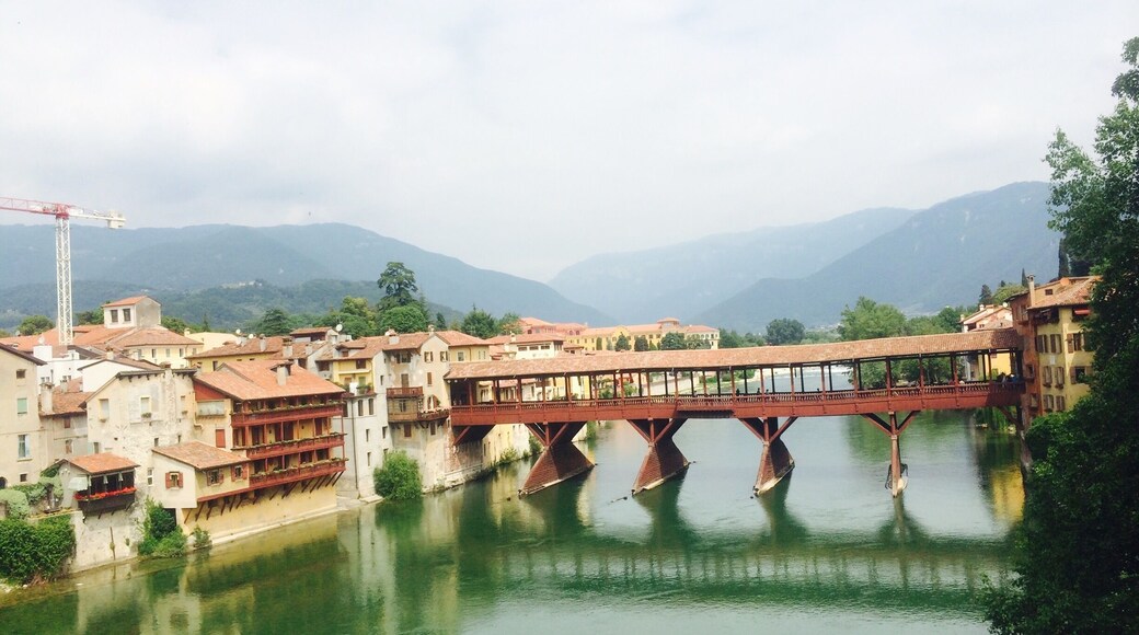 Ponte Vecchio (Old bridge) is located in Bassano del Grappa in the province of Veneto, Italy. This bridge has been destroyed for so many times and the last was during World War II. The bridge spans the Fiumi Brenta (Brenta River).
When visiting Venice try to make it to this wonderful place, a small town but rich in history. An hour and a half drive from Marco Polo International Airport in Venice.
#bassanodelgrappa