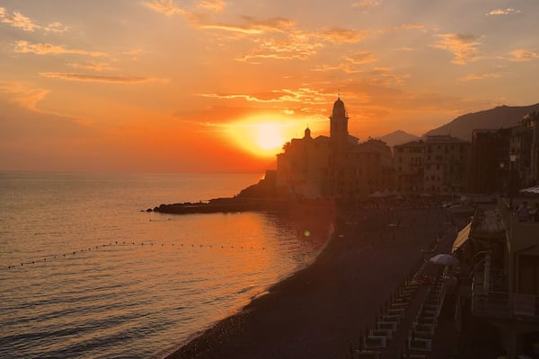 Sunset at the beach of Camogli, Liguria, Italy
#red