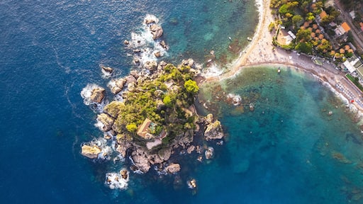 Top down view of the rocky island and the beach of Isola Bella, Taormina, Ionian sea, Mediterranean sea, Messina province, Sicily, Italy, Mediterranean
