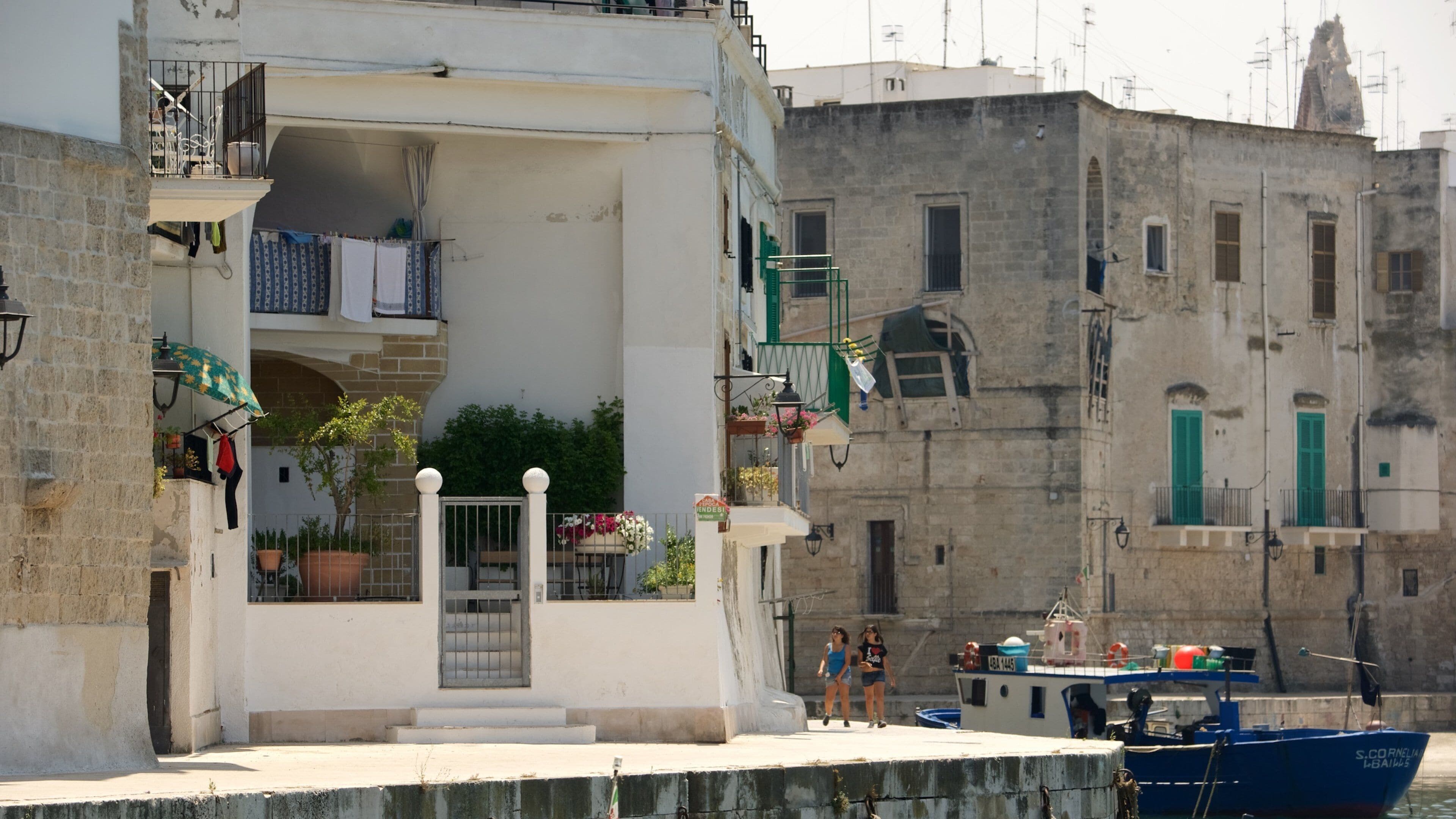 Monopoli mit einem Stadt und historische Architektur