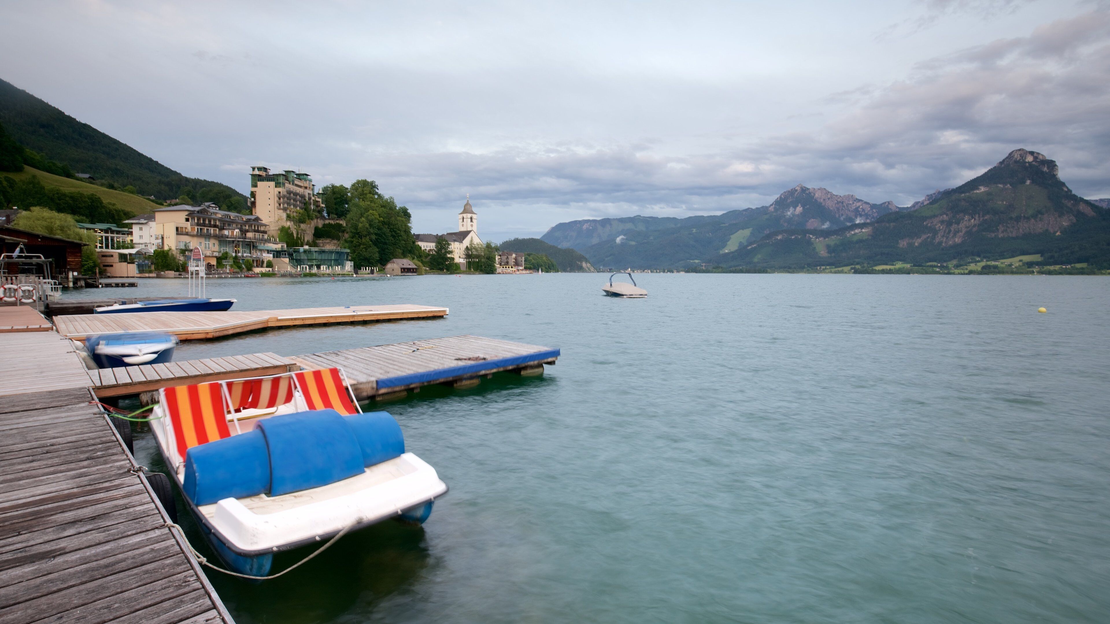 Sankt Wolfgang im Salzkammergut featuring tranquil scenes and a lake or waterhole