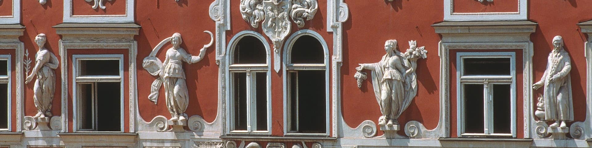 Leoben showing heritage architecture