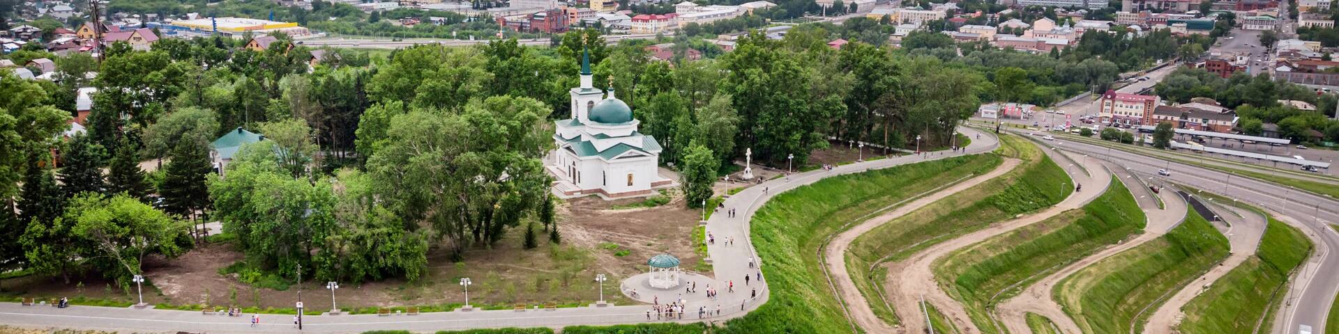 Barnaul, Russia. Description of Barnaul at the entrance to the city. Highland Park and a new embankment is the top view in summer.