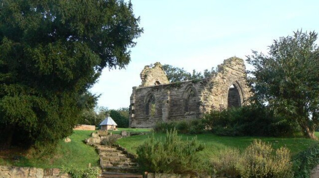 Parish church ruins at Hemington, Leicestershire. Out of use since the 16th century, it has become progressively more ruinous. It is still shown on the 1:50000 maps as a 'church with tower', but the latter collapsed in the 1980s. View from the north west; it is now on private land.