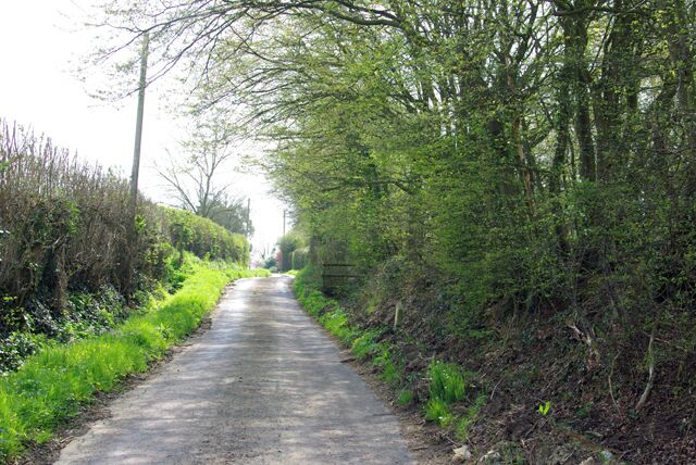 Bubhurst Lane Some nice houses are spaced out along this lane.
