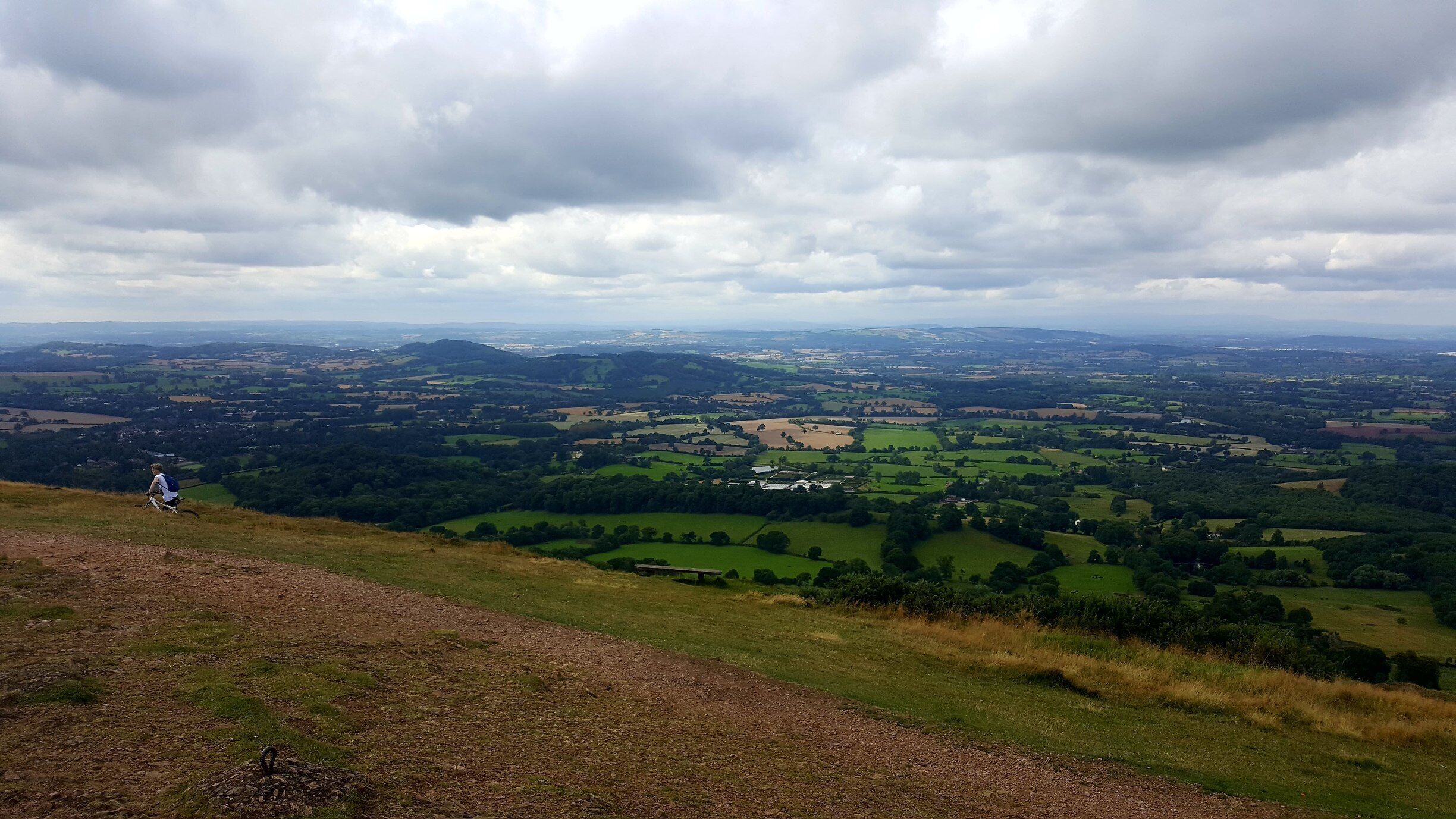 A beautiful walk today, been wanting to do this for ages. The sun shone through and we could see for miles!