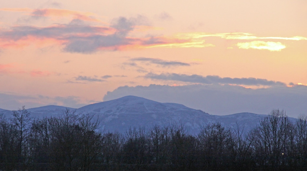 While driving back from Bristol the sun started to set behind the Malvern Hills