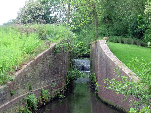 Old Lock Chamber The old lock chamber, on the disused Shrewsbury canal, at Eyton upon the Weald Moors.