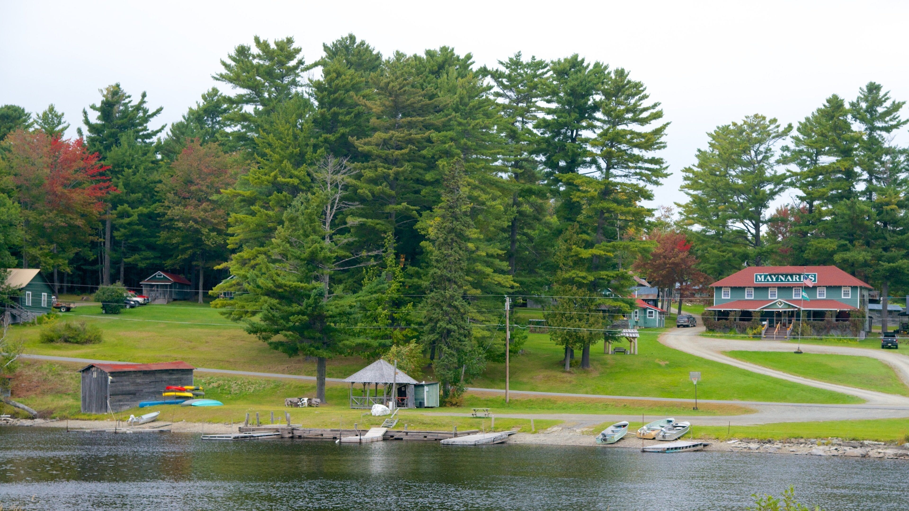 Rockwood showing fall colors and a coastal town