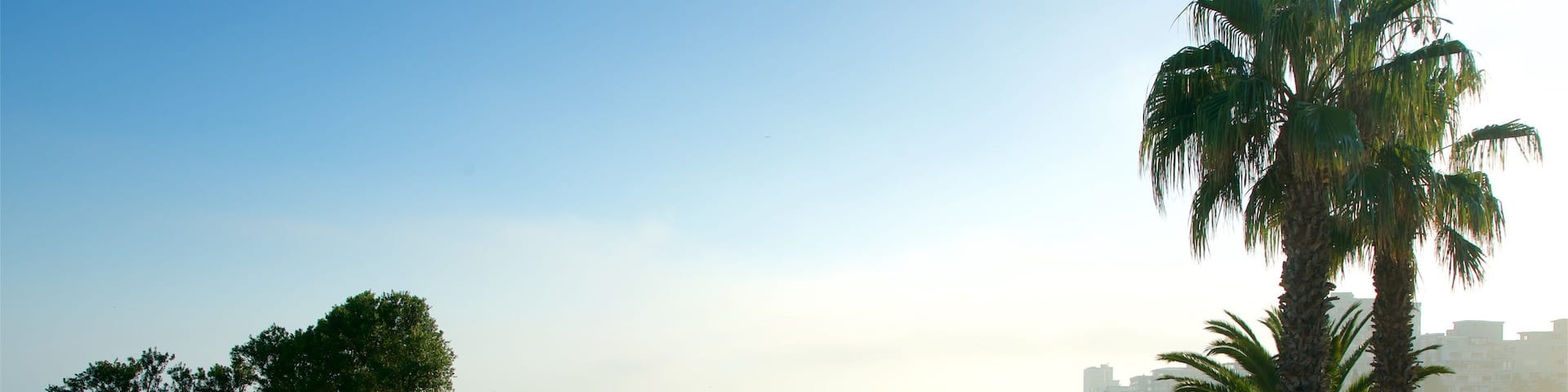 Faubourg Sea Point qui includes piscine, parc et vues littorales