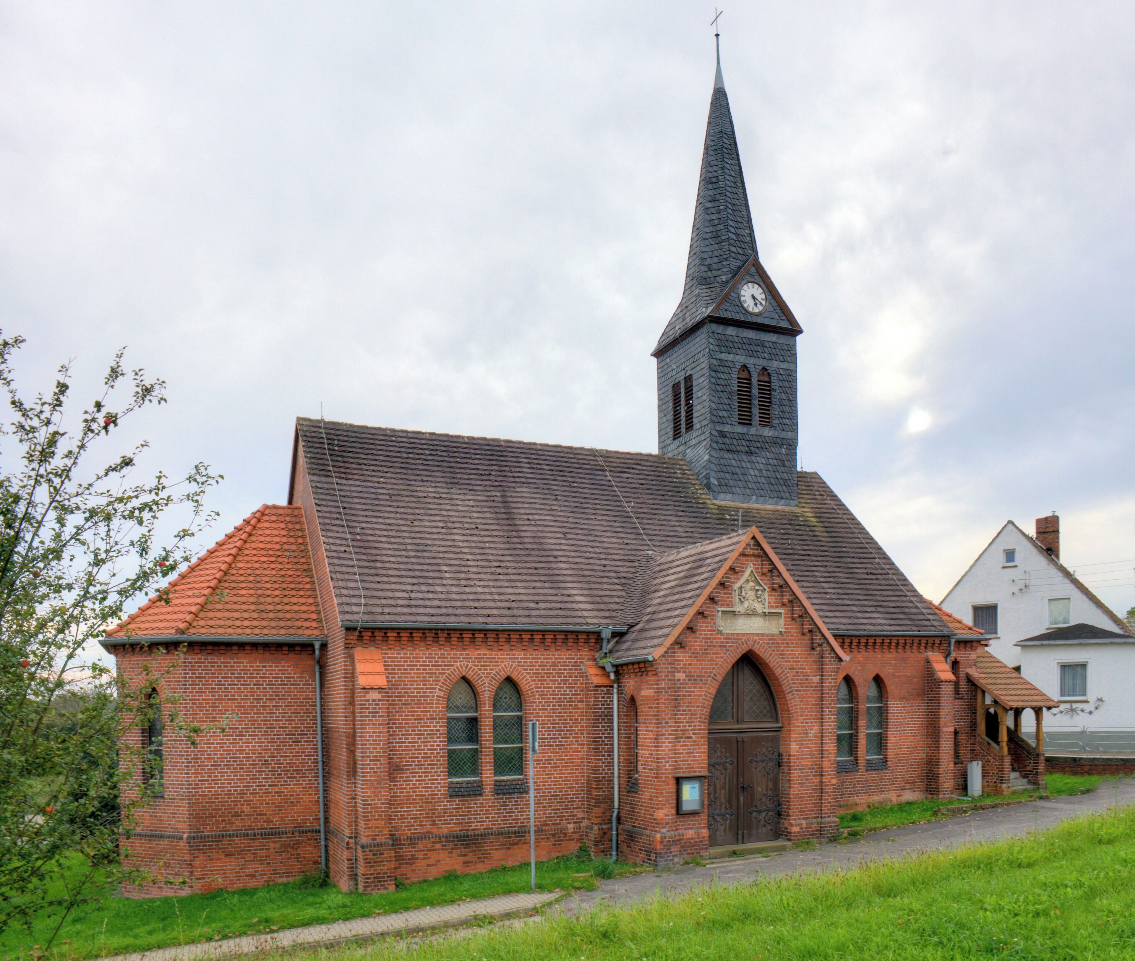 Kirche der Ev. Kreuzgemeinde Schkeuditz