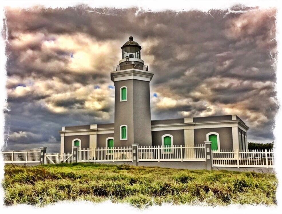 #StunningStructures This photo was taken in Cabo Rojo, Puerto Rico at Faro Los Morrillos which is located on the southwestern tip of the island. It's a historic lighthouse made of stone which opened in 1882 and registered with the U.S. National Register of Historic Places. The lighthouse is located over a white lime cliff which has a 200 ft drop. Originally, the lighthouse was manned by two keepers and an engineer but after its renovation in 1967 it's operation is currently completely automated. 