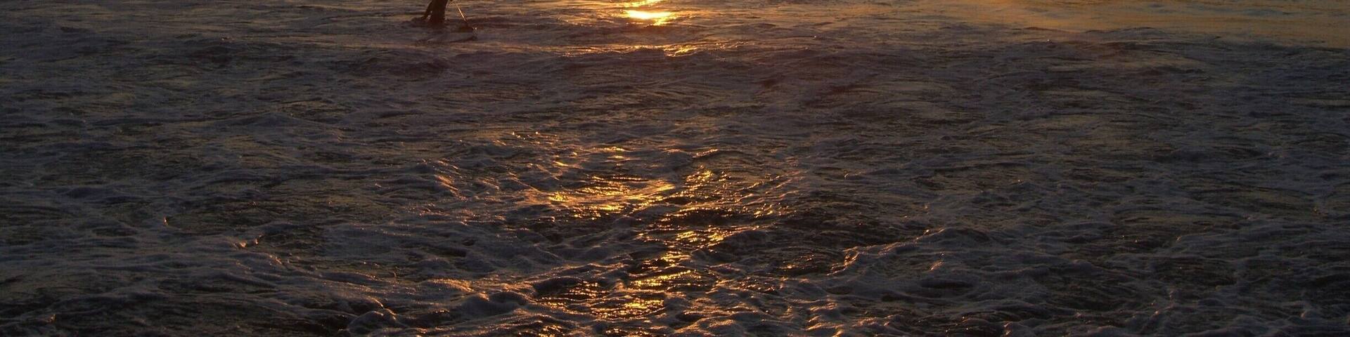 I learnt to surf here :D The beach is windy and not that clean. I loved others much more than this one (Playa Langosta, Playa Avellanas are prettier).
I enjoyed staying here though because its good for partying and to learn surf.
#waterlust