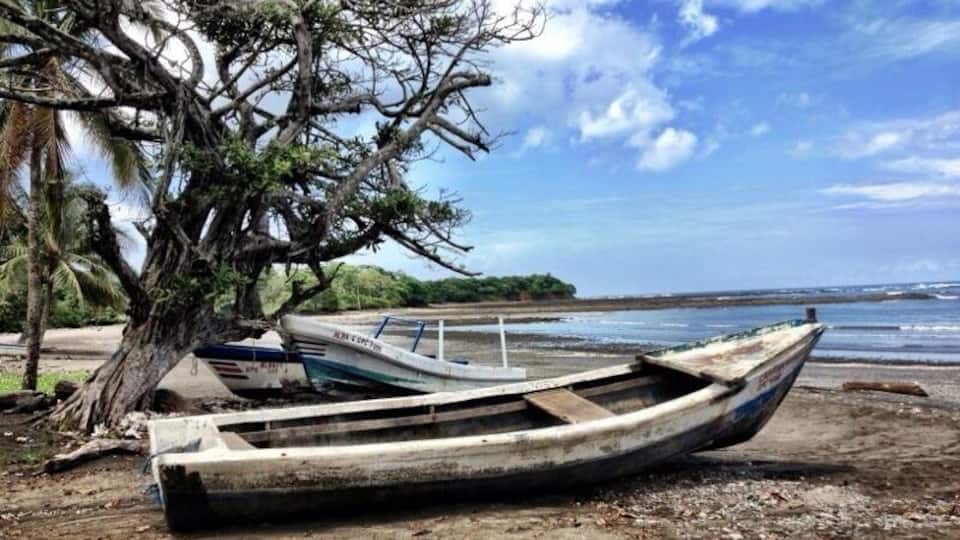 Artesanal little boats