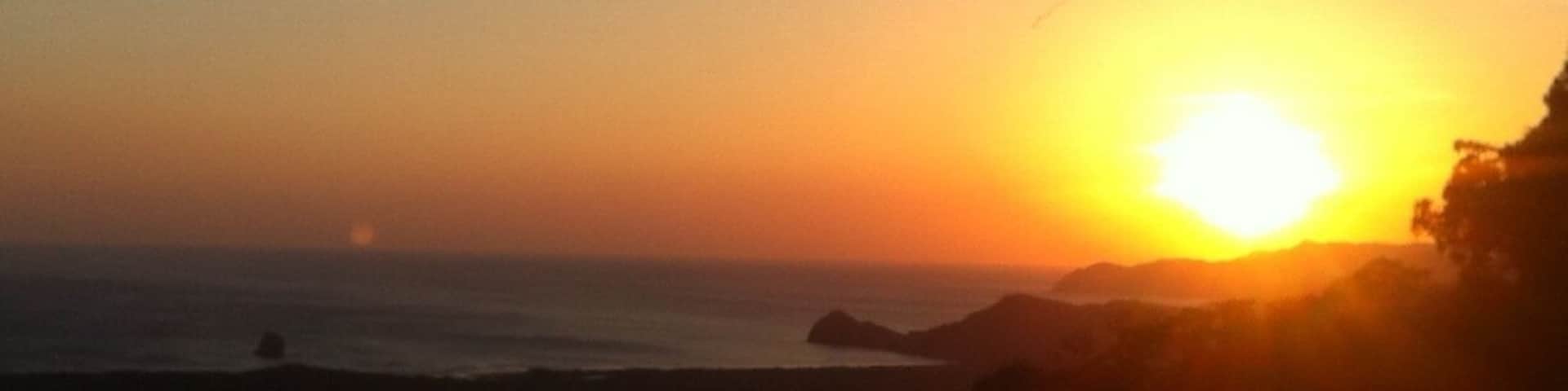 Mirador a 4 kilĂłmetros calle hacia Playa Naranjo donde estĂĄ Roca Bruja! #EndlessSummer