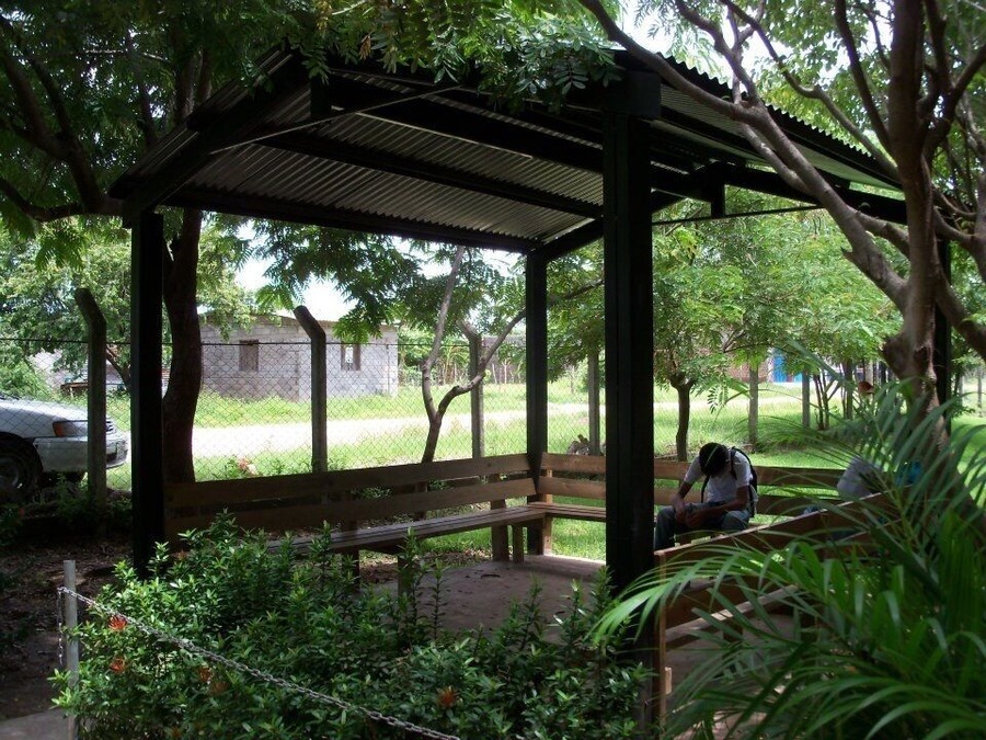 A student studying at a vocational school in Choluteca.