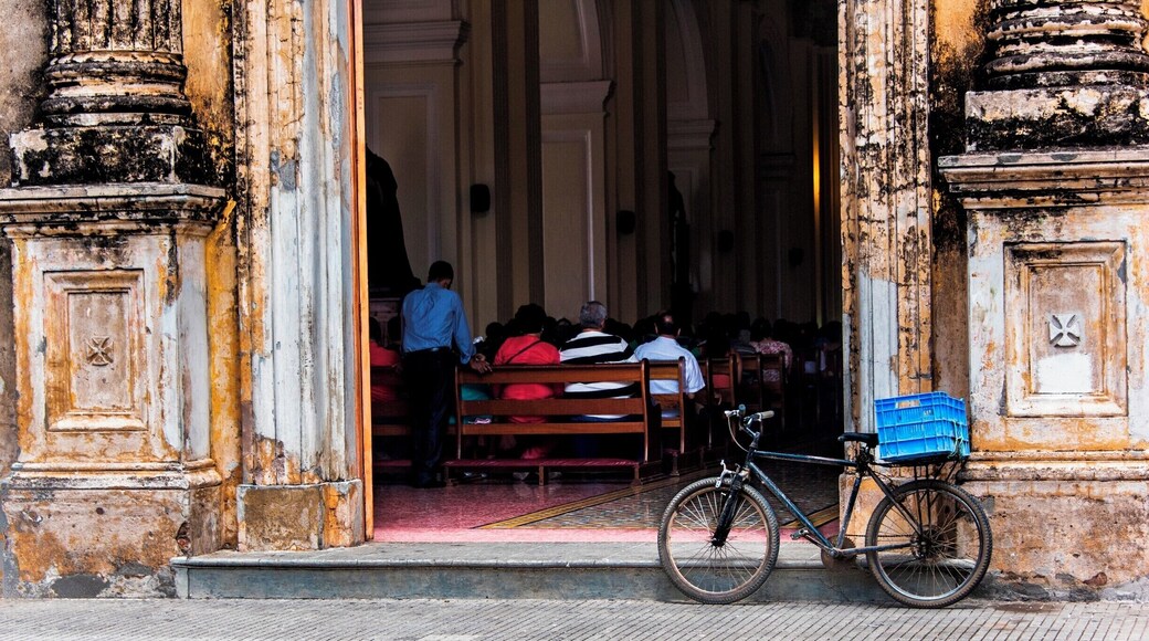 La Merced Church
Sunday Mass
Granada, Nicaragua