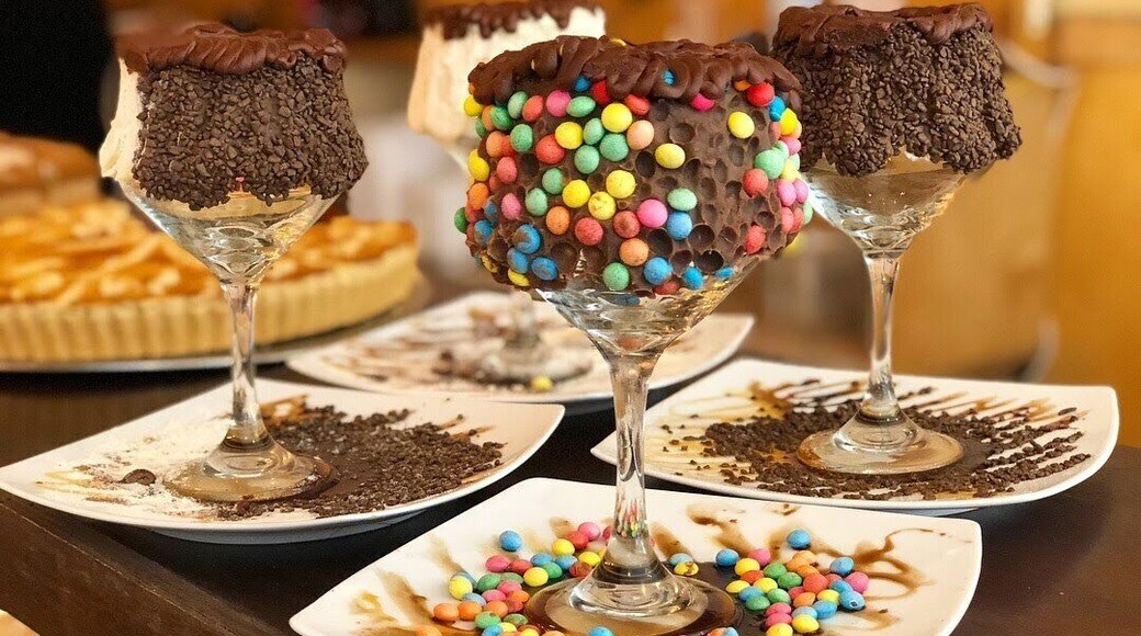 Stopped in for some delicious traditional Brazilian desserts and snacks! #lifeatexpedia