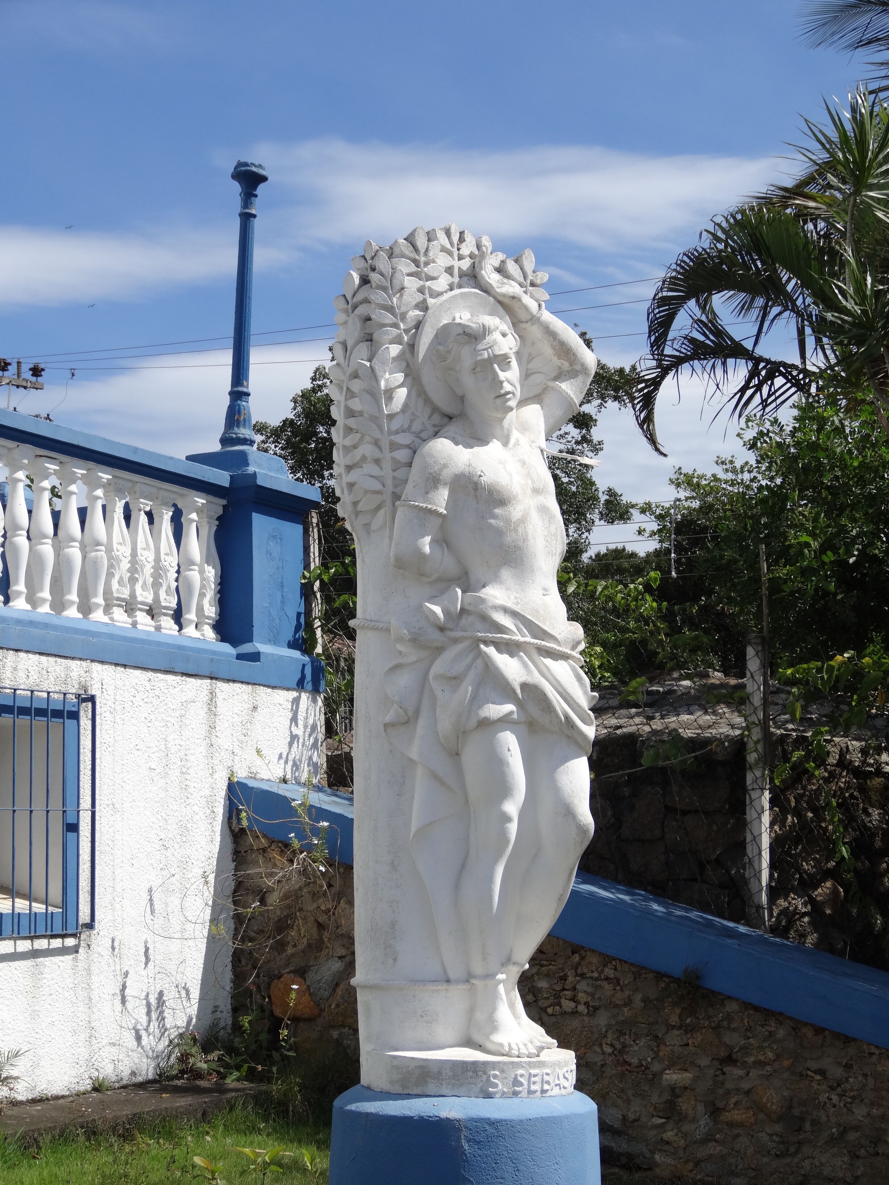 Beautiful church in Portuguese colonial style. It was inaugurated in 1806 and later reformed in the 20th century. It keeps inside a beautiful panel dedicated to Nossa Senhora D'Ajuda. Every year, in February, there is a great party dedicated to the patroness with quermesses and typical foods. On its exterior stand out for the statue of Christ crucified at the base of the staircase.