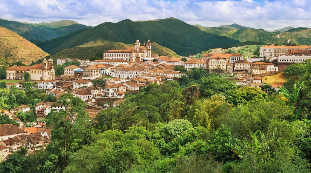 Founded at the end of the 17th century, Ouro Preto (Black Gold in portuguese) is a major tourist destination and considered a World Heritage Site by Unesco because of its outstanding Baroque architect