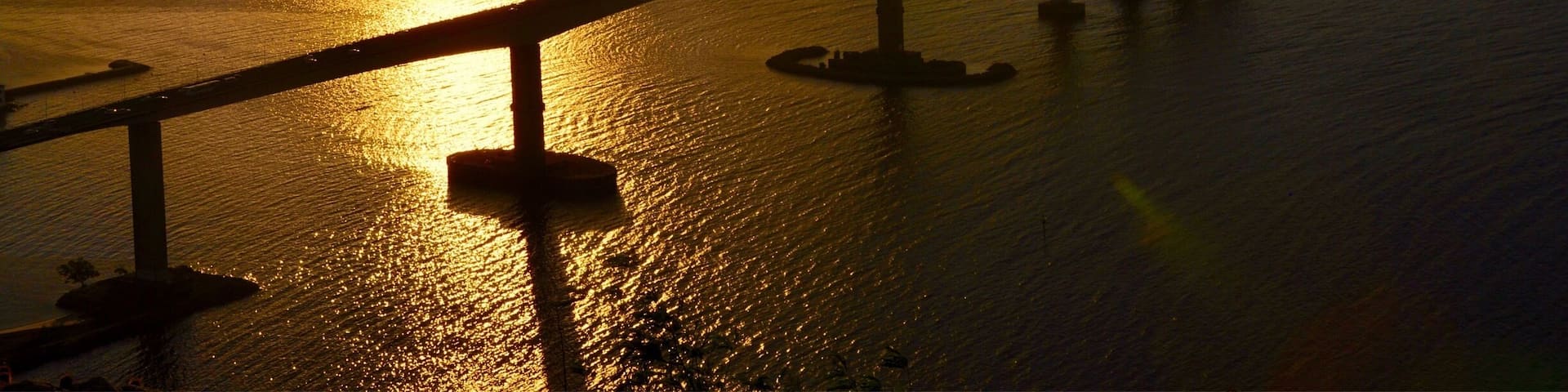 Third Bridge and Vitória seen from Morro do Moreno in Vila Velha, ES.