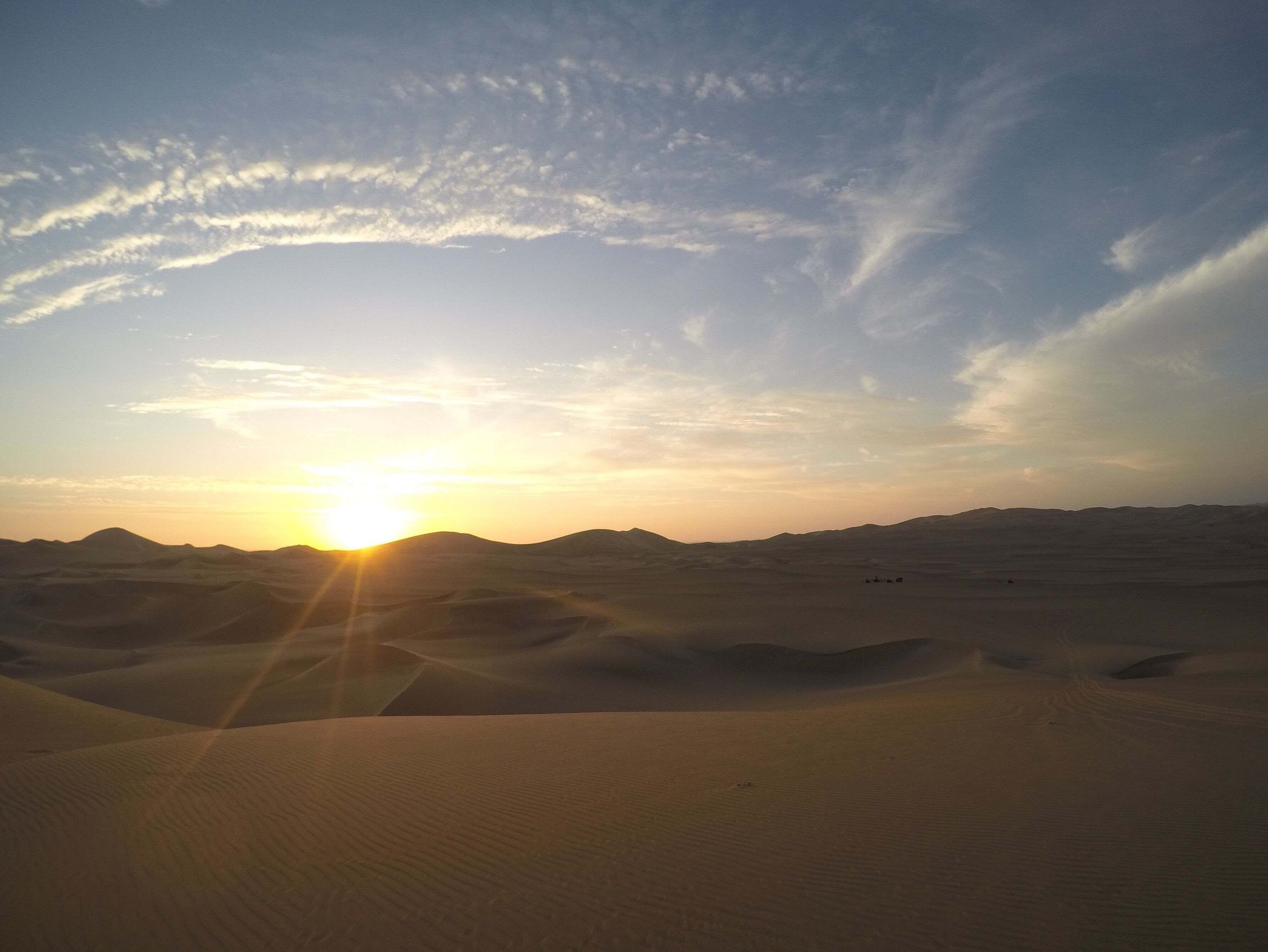 What a place to behold, absolutely stunning to go buggy and dine boarding with the sunset in the back. Highly recommend