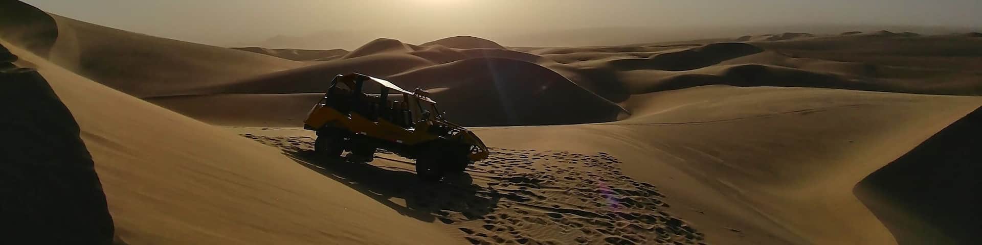 Sunset at Huacachina, Ica. Peru.
#peru #ica #sunset #huacachina #southamerica #landscape #sand #wonderful_places #nature
