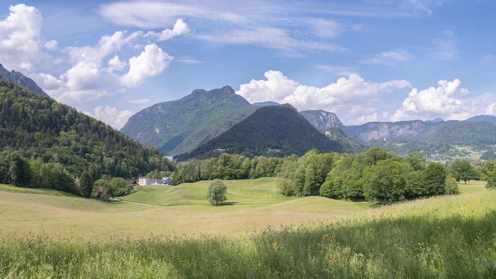 Grüne Landschaft, Hochplateau, nahe Bad Reichenhall, Breitbild