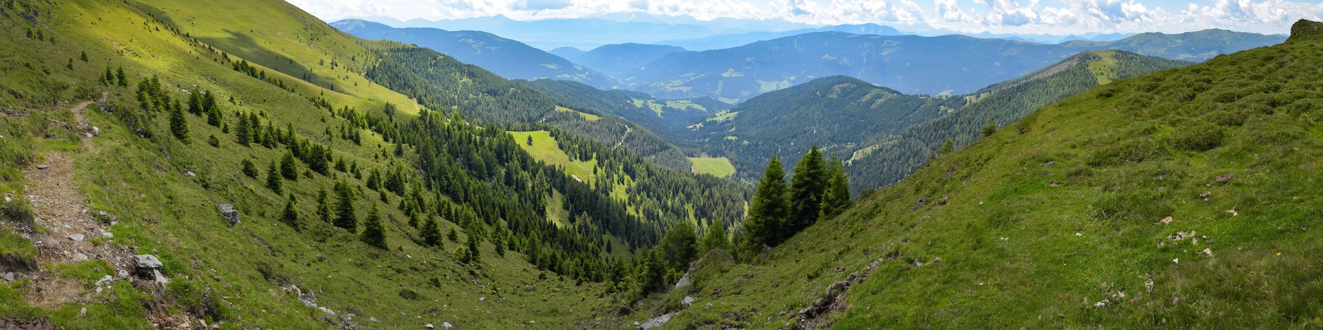 Panoramafoto Nockberge in KĂ€rnten